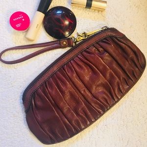NEW Fossil large zip wristlet